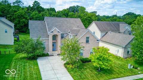 7212 Maple Bluff Place, Indianapolis, IN 46236
