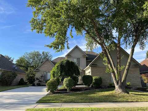 16301 Haverhill, Macomb, MI 48044