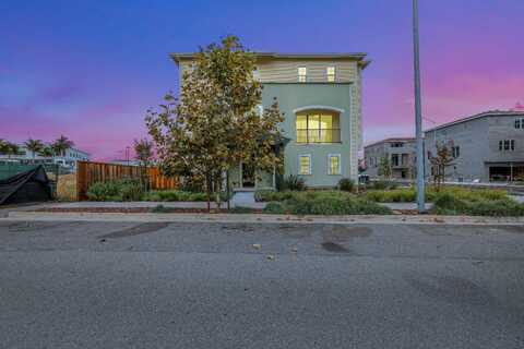 401 San Luis AVE, WATSONVILLE, CA 95076