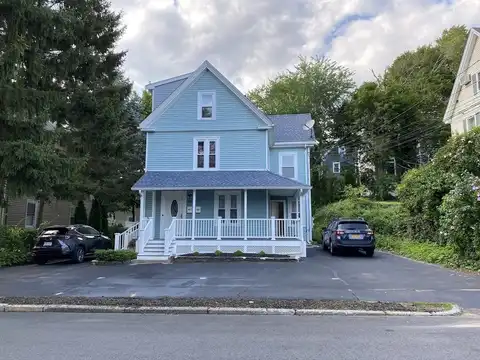 15 Pennsylvania Ave, Newton, MA 02464