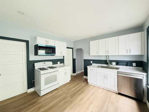 83 Marion St, Somerville, MA 02143