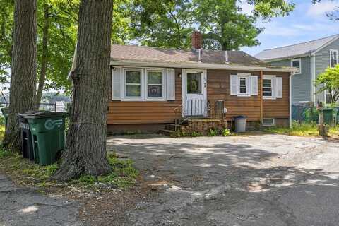 42 Taylor Point Rd., Pembroke, MA 02359