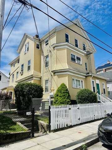 211 Buffinton St, Fall River, MA 02721