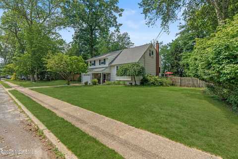 15 Teabury Lane, Oakhurst, NJ 07755