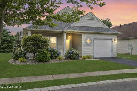 10 Ignatius Drive, Manchester, NJ 08759