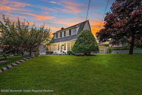 27 Shrewsbury Drive, Monmouth Beach, NJ 07750