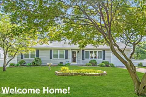1900 Larchmont Street, Toms River, NJ 08757