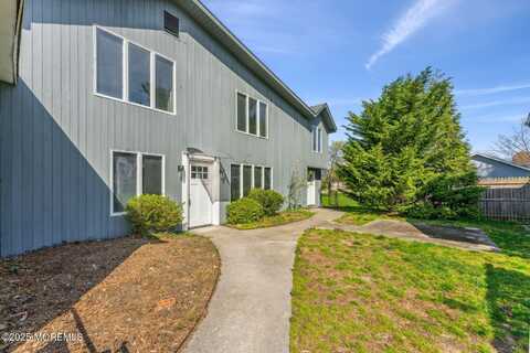 94 Monmouth Road, Oakhurst, NJ 07755