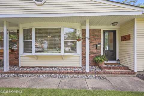91 Newbury Road, Howell, NJ 07731