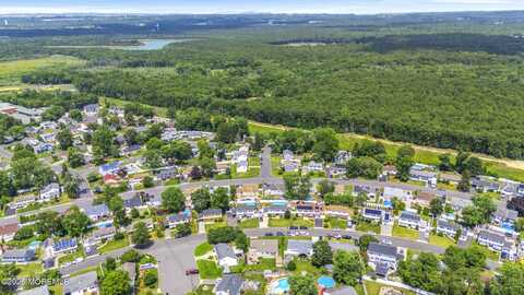 21 Stoneybrook Drive, Old Bridge, NJ 08857