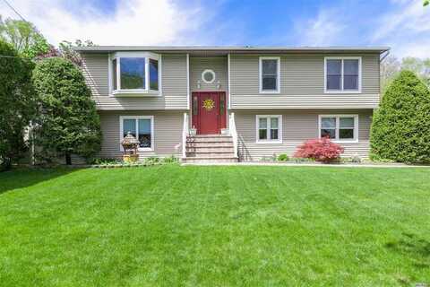 25 Dale Lane, Smithtown, NY 11787