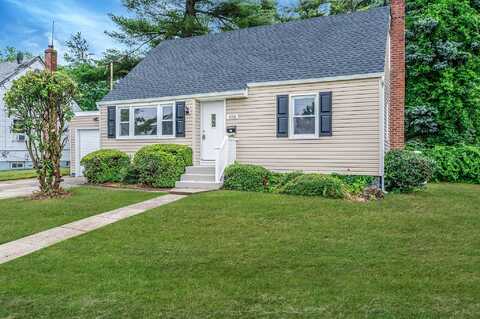 523 18th Street, West Babylon, NY 11704