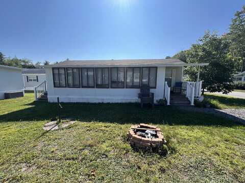 430 post Road, Wells, ME 04090