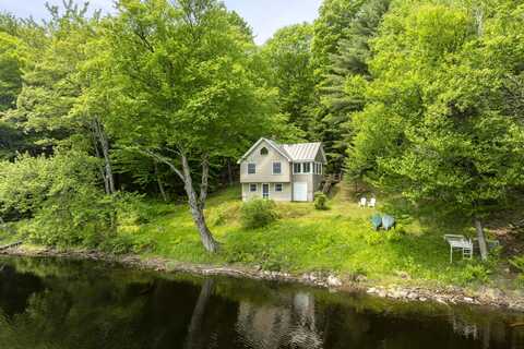 67 Day Mountain Road, Temple, ME 04984