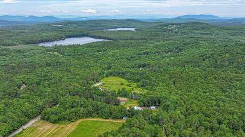 34 Cricket Lane, Sebago, ME 04029
