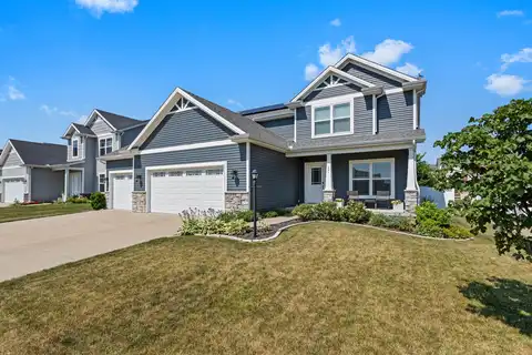 201 Bradford Avenue, Savoy, IL 61874