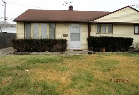 8813 S Komensky Avenue, Hometown, IL 60456