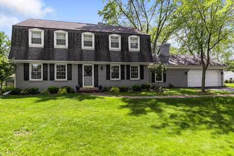 25w303 Gunston Avenue, Naperville, IL 60540