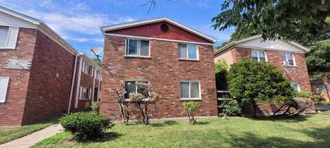 704 W 111th Street, Chicago, IL 60628