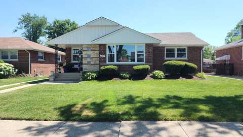 10335 Cambridge Street, Westchester, IL 60154