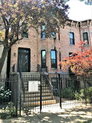 750 S Oakley Boulevard, Chicago, IL 60612
