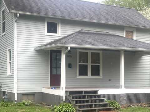 805 W Blaine Street, Monticello, IL 61856