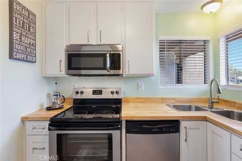 460 Golden Avenue, Long Beach, CA 90802