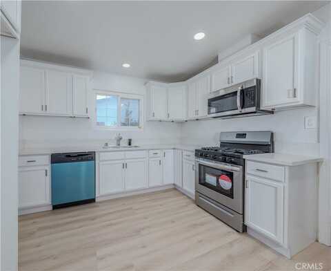 327 Nectarine Street, Inglewood, CA 90301