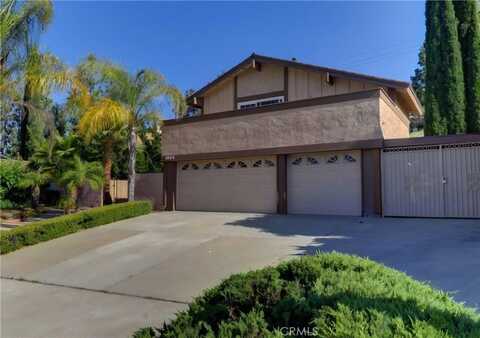 5824 E Camino Pinzon, Anaheim, CA 92807