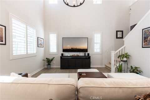 45055 Via Vela, Temecula, CA 92592