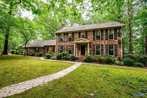 4304 Autumn Leaves Trail SE, Decatur, AL 35603