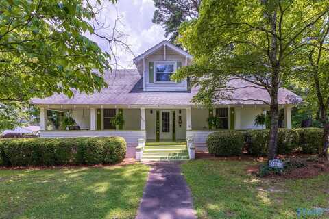 2004 Vestavia Drive, Decatur, AL 35603