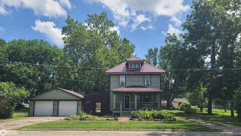 306 Market Street, Eddyville, IA 52553