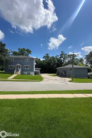 202 W Maple Avenue, Ottumwa, IA 52501
