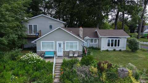 11975 E 600 N, Orland, IN 46776
