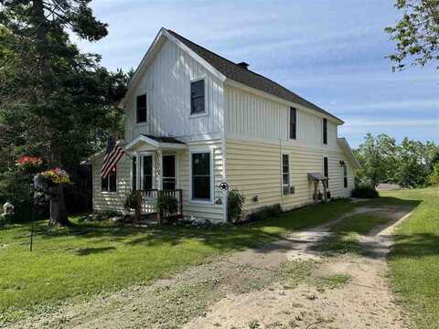 6172 River St, Alanson, MI 49706