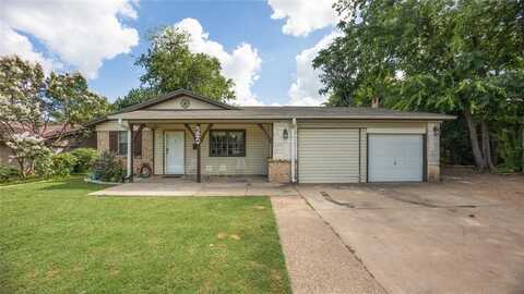 520 Giles Avenue, Crowley, TX 76036
