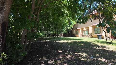1613 N Bradley Street, McKinney, TX 75069