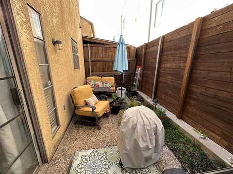 3919 Cole Avenue, Dallas, TX 75204