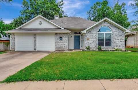2705 Canterbury Street, Euless, TX 76039
