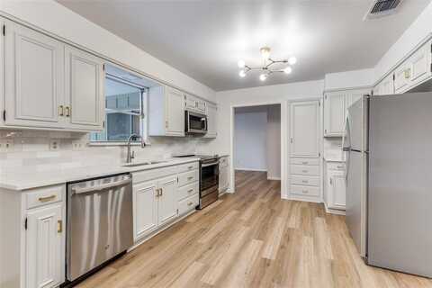 4707 Ranch View Road, Fort Worth, TX 76109