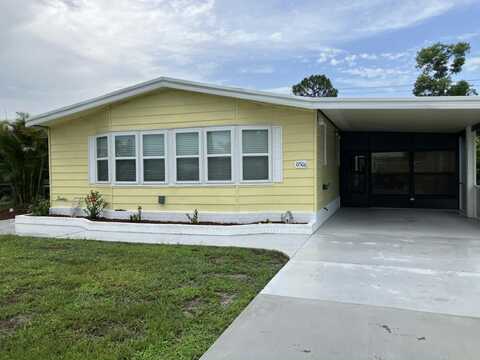 11506 S Carolina Dr, Bonita Springs, FL 34135