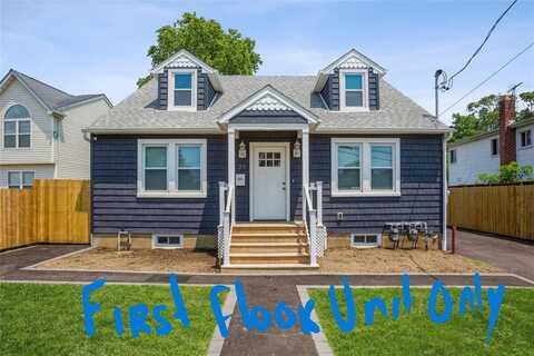 39 Bay Shore Avenue, Bay Shore, NY 11706