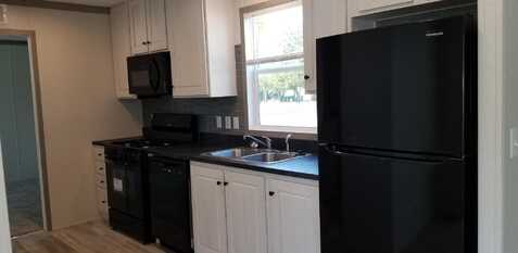 31 Mockingbird Dr, Orion Township, MI 48359