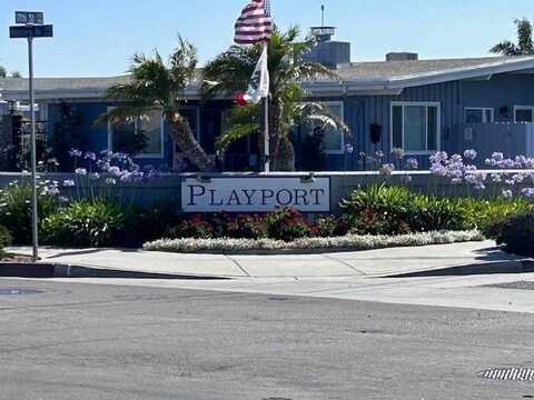 903 W 17TH ST, Costa Mesa, CA 92627