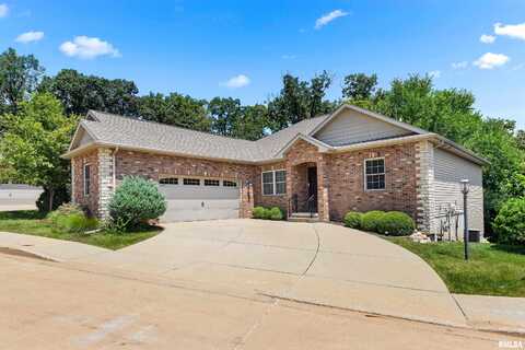 2627 W Lake Pointe Terrace, Peoria, IL 61614