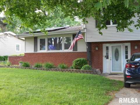 11 RUTLEDGE Avenue, Bartonville, IL 61607