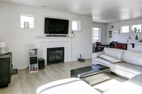 2140 W 23rd Ave, Kennewick, WA 99337