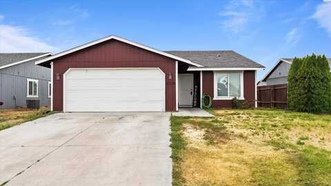 1315 E Gemstone St, Othello, WA 99344