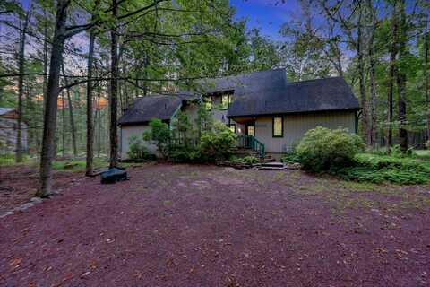1280 Longrifle Road, Pocono Pines, PA 18350